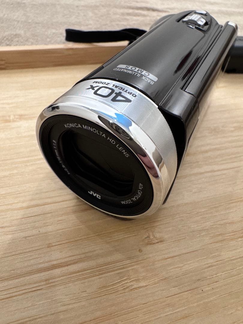 JVC Everio GZ-E225 フルハイビジョン ビデオカメラ 光学40倍