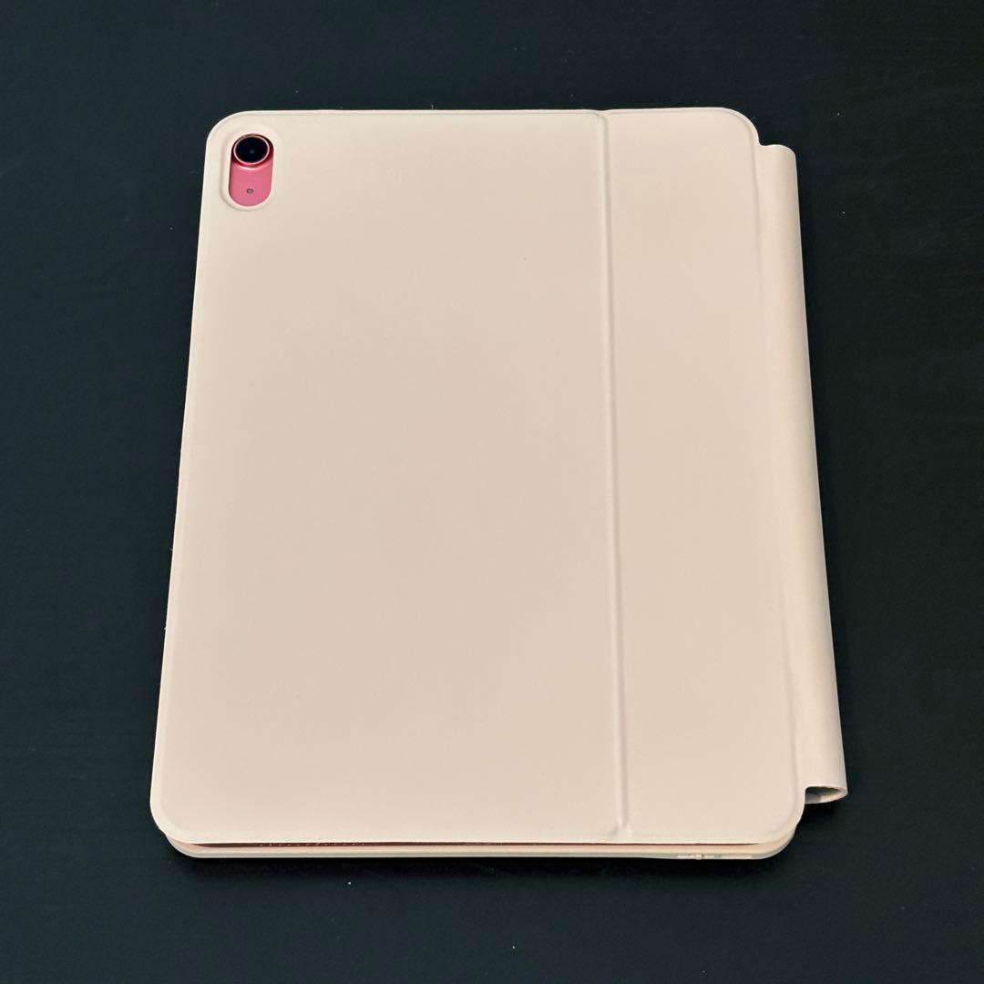 【美品】iPad 第10世代 ピンク 64GB ＋ 桜色マジックキーボード 箱付