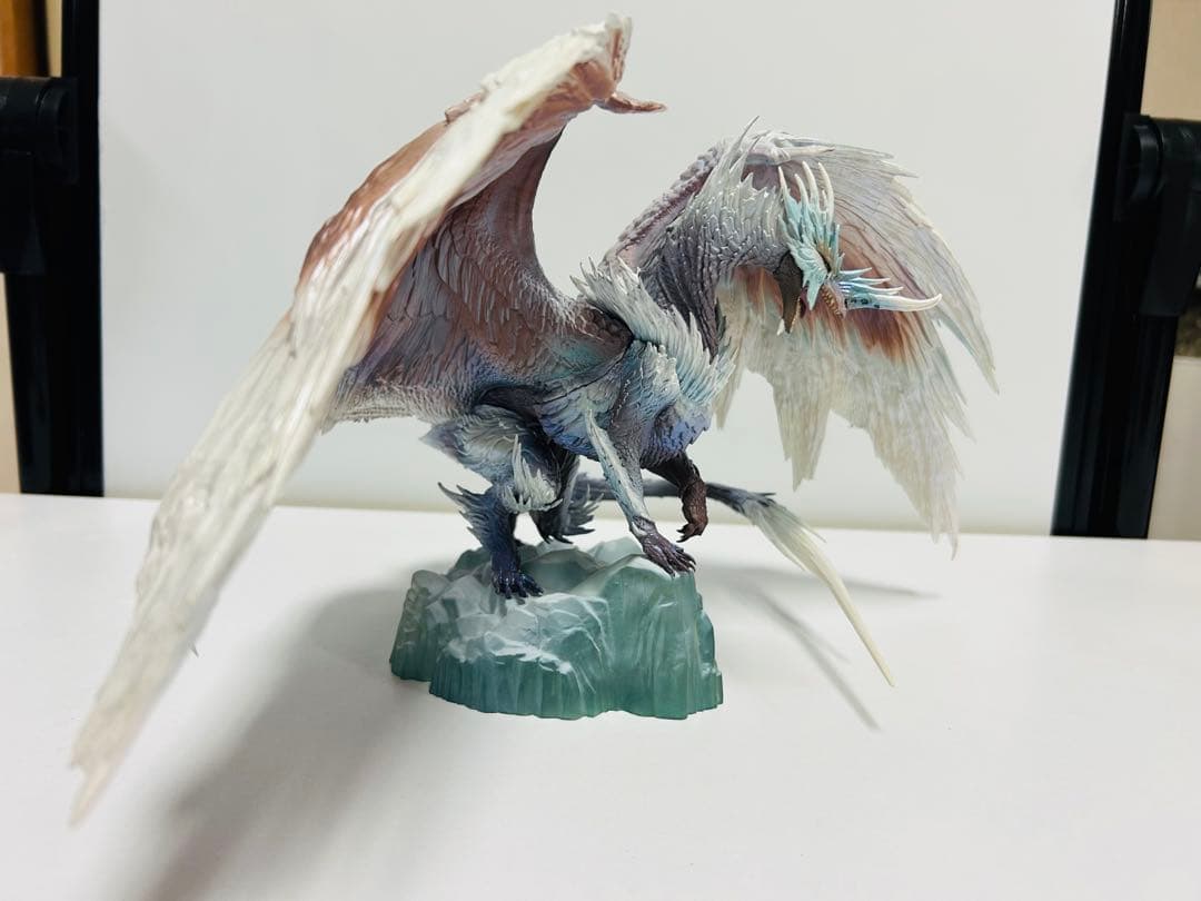 ✳︎12/16 23時まで出品✳︎モンスターハンター イヴェルカーナ　一番くじA賞