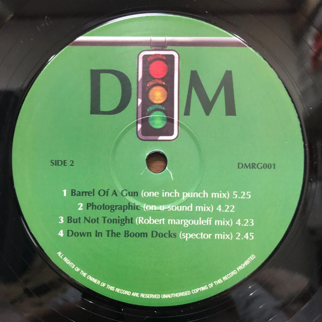 Depeche Mode – Remix : Green (カーボンブラック)