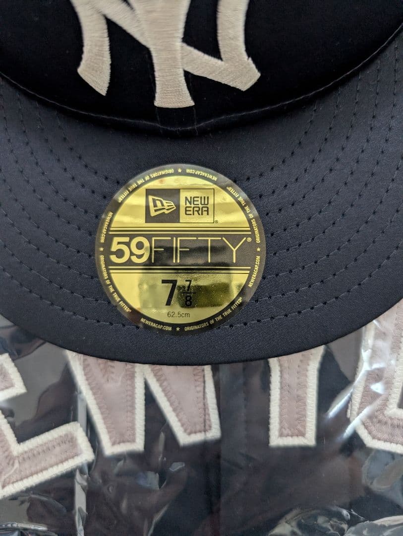 【7 7/8】the apartment NEW ERA ヤンキース サテン