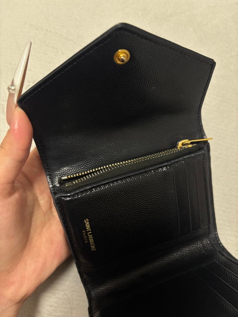 Saint Laurent YSL カサンドラ マルチフォールド ウォレット