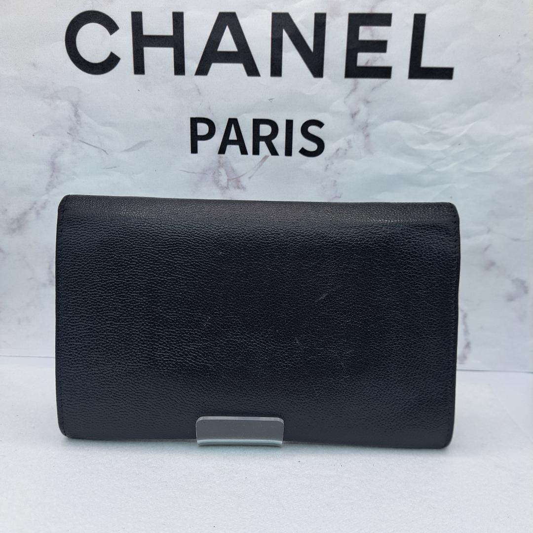 CHANEL　ココボタン　コンパクト　ブラック　二つ折り財布 　財布