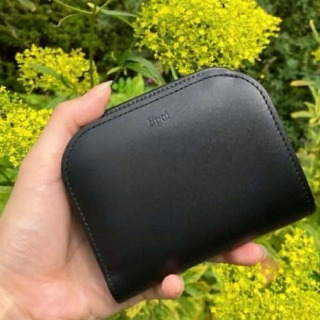 未使用・極美品 epoi エポイ 折り財布 レザー ブラック 黒 付属品あり