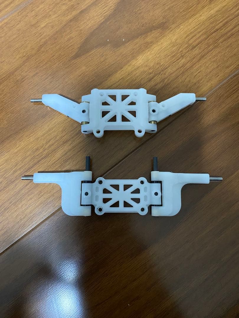 トップラインRDX用白デルリンASTαフロントセット
