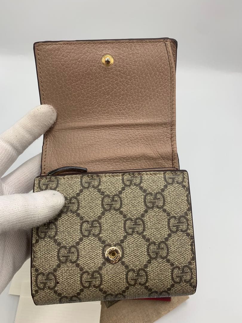 美品　GUCCI グッチ　近年モデル　二つ折り財布　GGマーモント P55