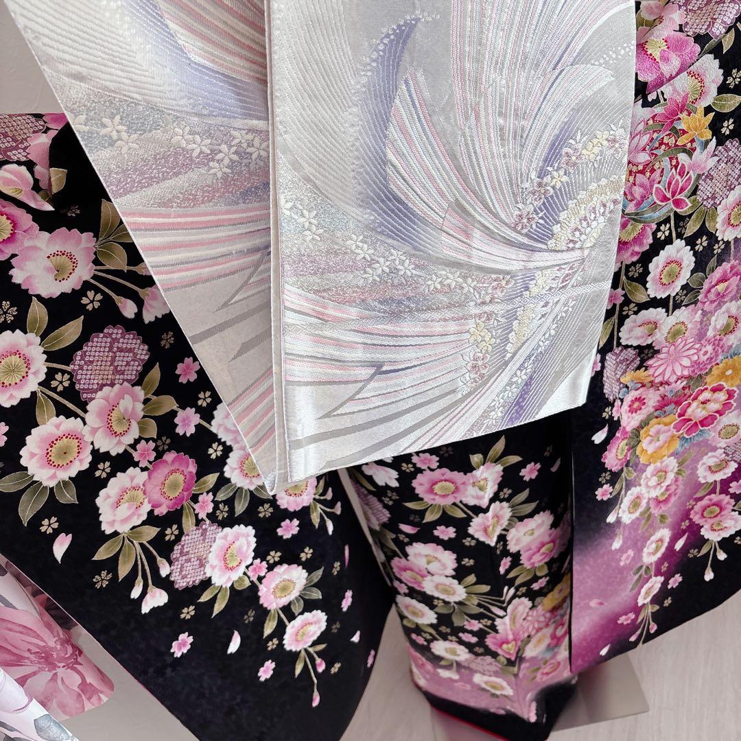 未使用に近い！正絹振袖フルセット　豪華刺繍　金彩　黒地 花柄　成人式に！！