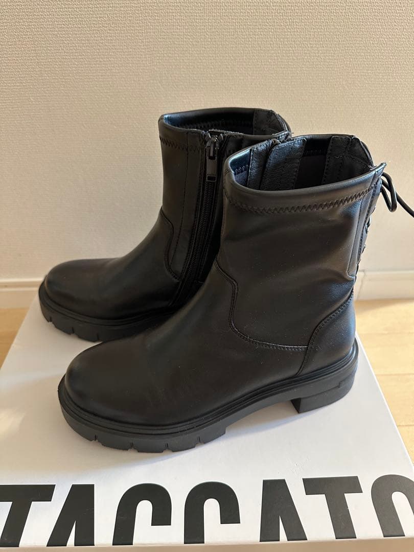 STACCATO スタッカート　ブーツ　バックレース　黒　24㎝