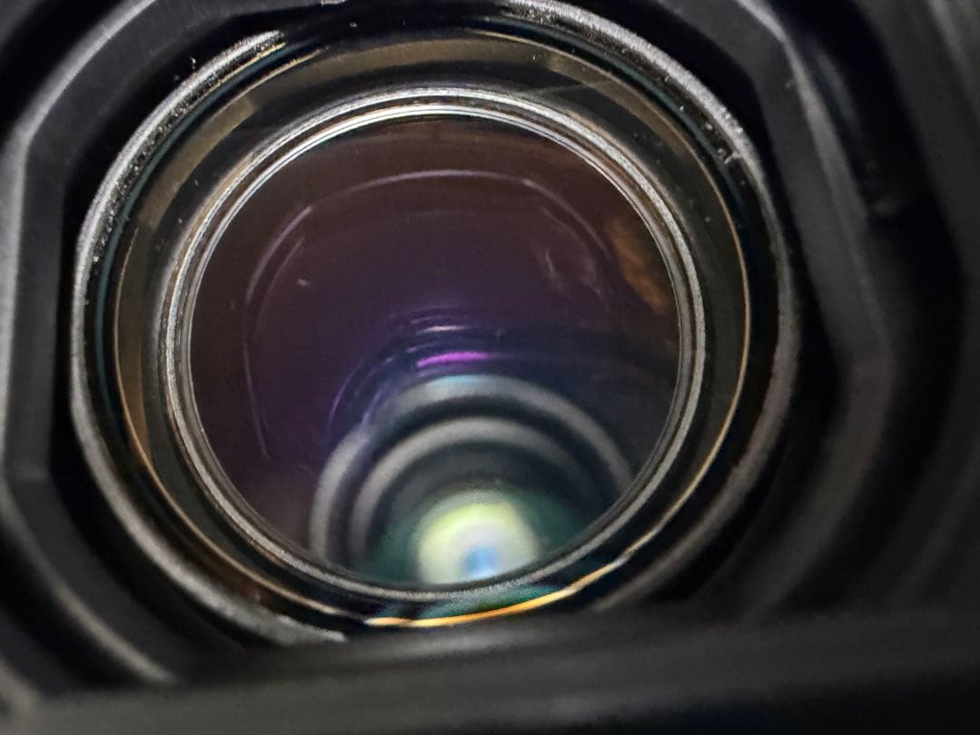 Canon IVIS HF M51 動作確認済 チリ混入僅か良好