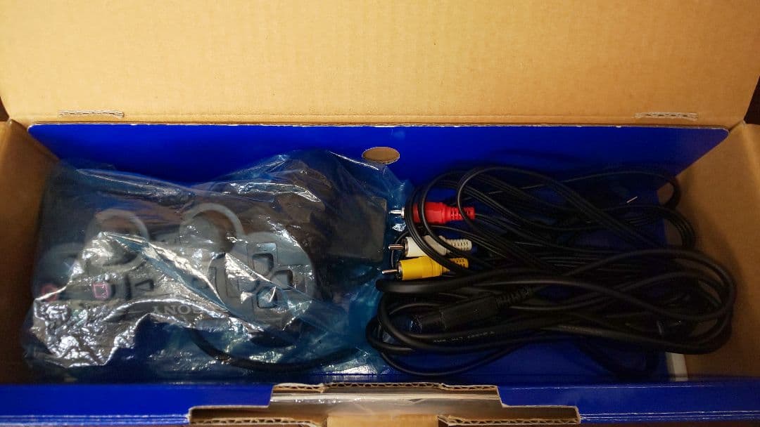 PS2 本体 SCPH-10000 プレステ2 美品 ソフト付き 送料無料
