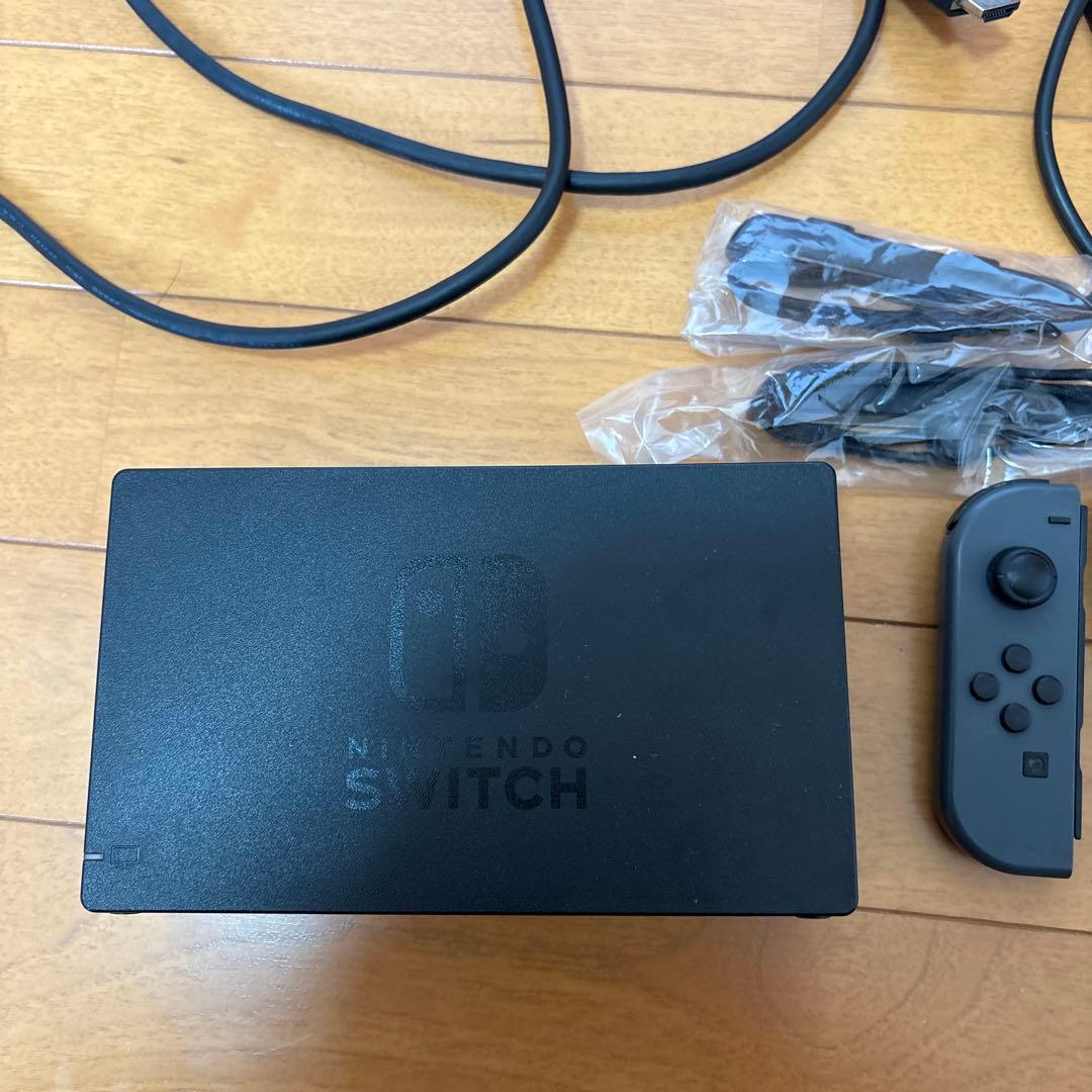 明*ヨ様 Nintendo Switch 本体 赤/青 Joy-Con付き