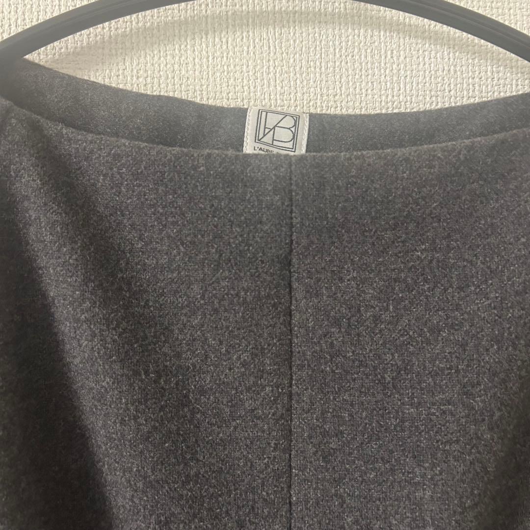 翌日発送可能 laubeblanc Narrow line Cape Dress