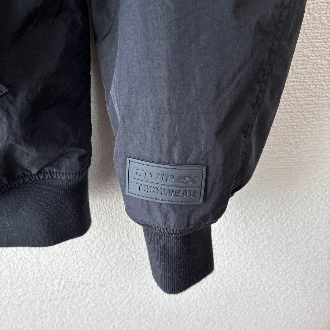 定価価格　32,780円　アビレックス　中綿入り　 ブルゾン　サーモナイロン