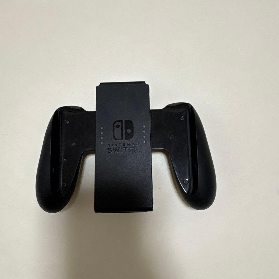 【プロコン付き！】箱無し　中古品　Nintendo Switch本体　周辺機器