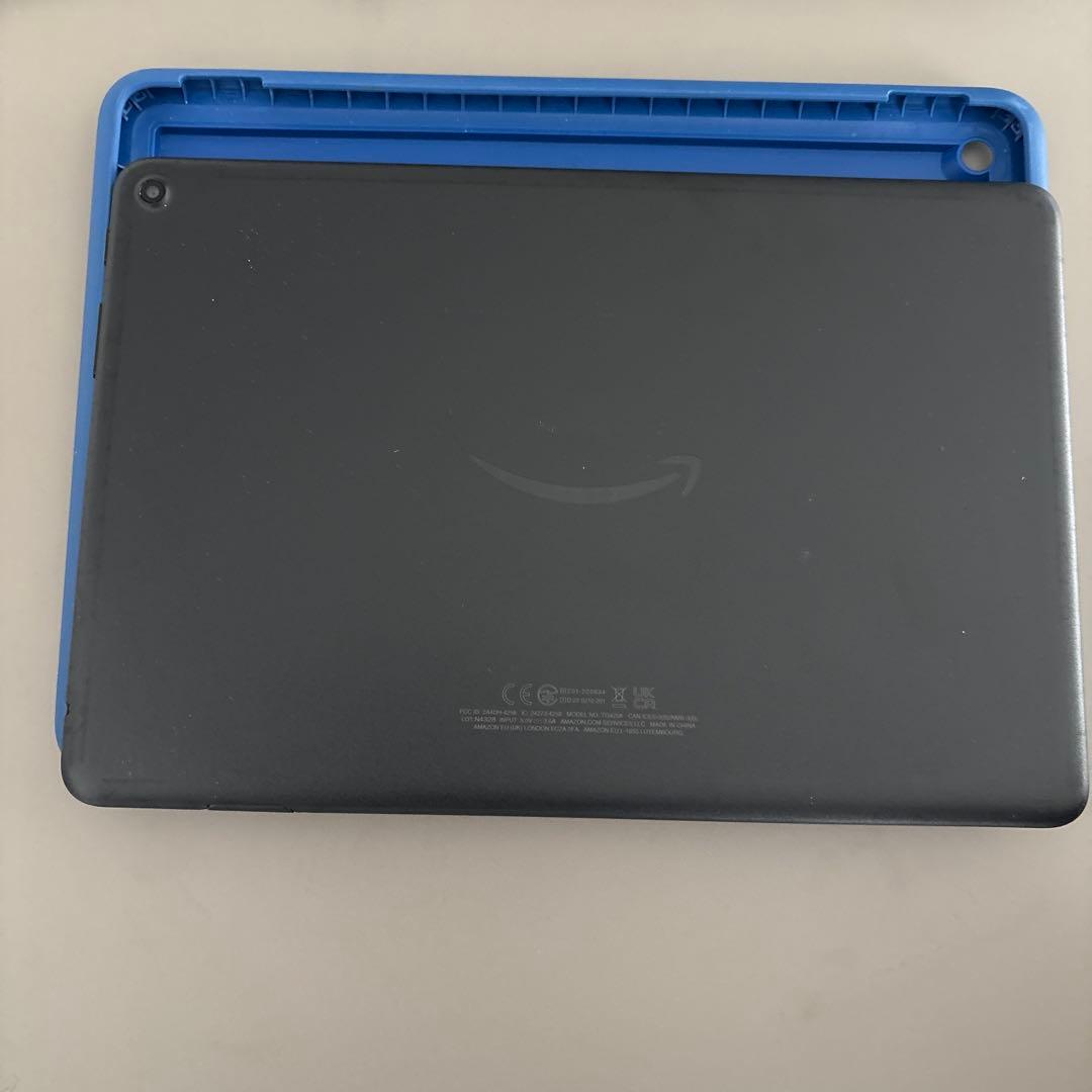Amazon Fire HD 10 タブレット 青 宇宙柄