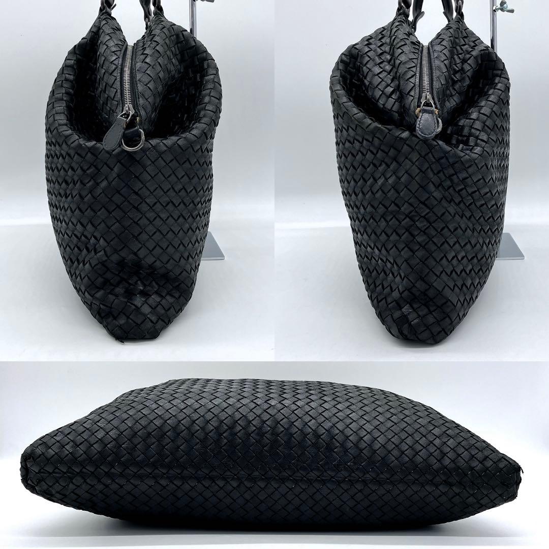 【BOTTEGA VENETA】ボストンバッグ　イントレチャート　レザー　黒色