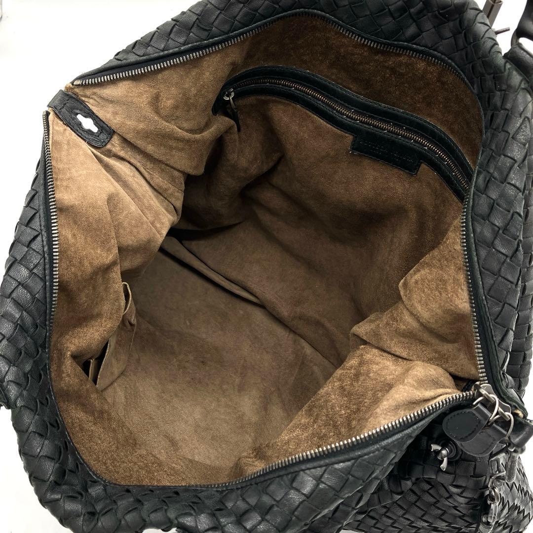 【BOTTEGA VENETA】ボストンバッグ　イントレチャート　レザー　黒色