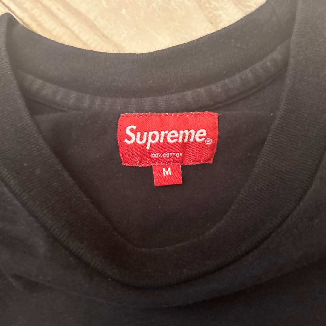 Supreme シュプリームアーチロゴTシャツ