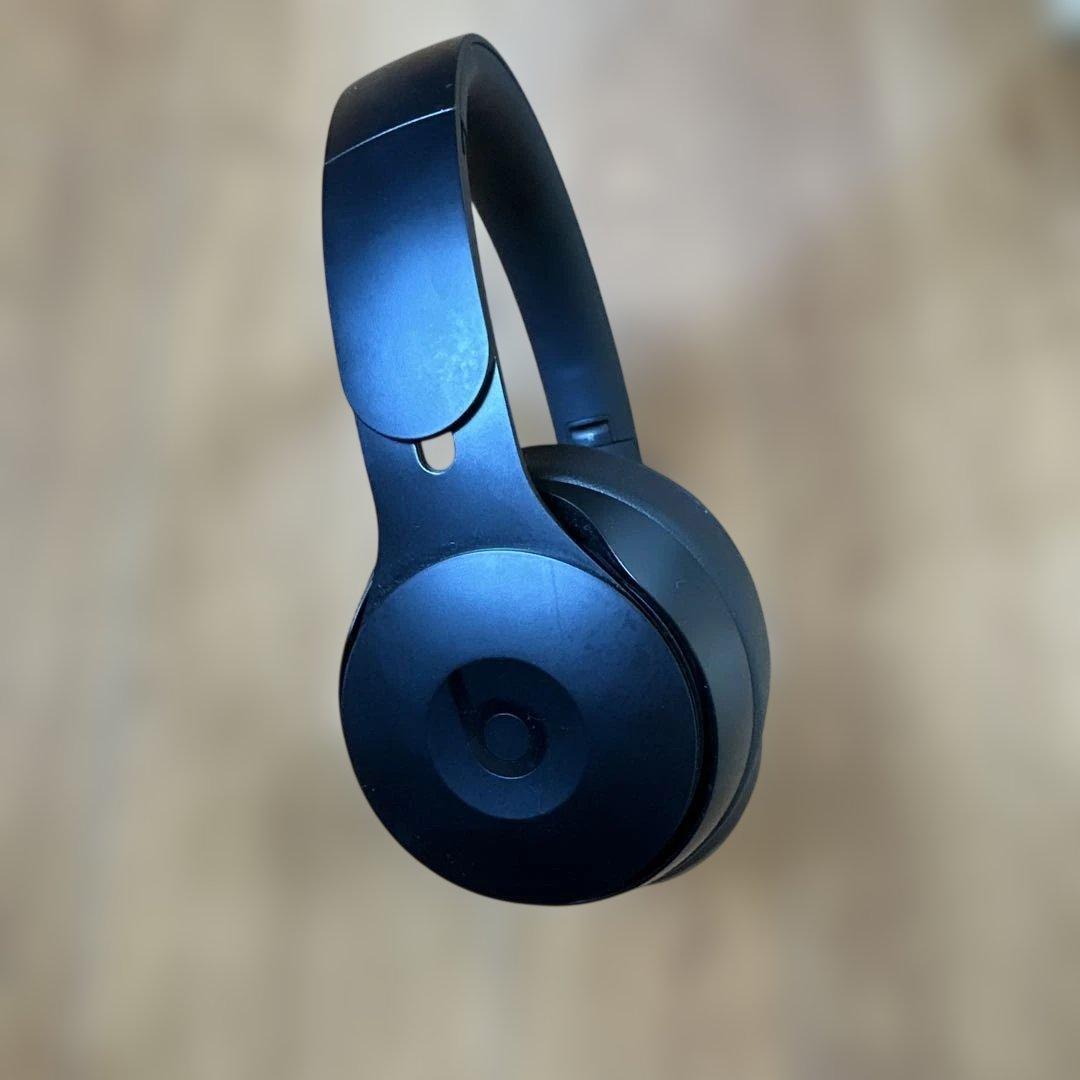 ヘッドホン beats solo pro