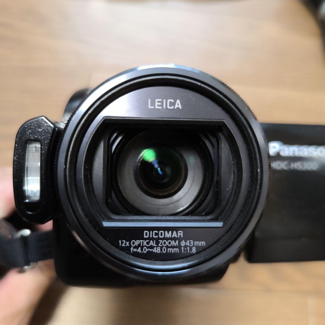 パナソニック HDC-HS300 デジタルハイビジョンカメラ