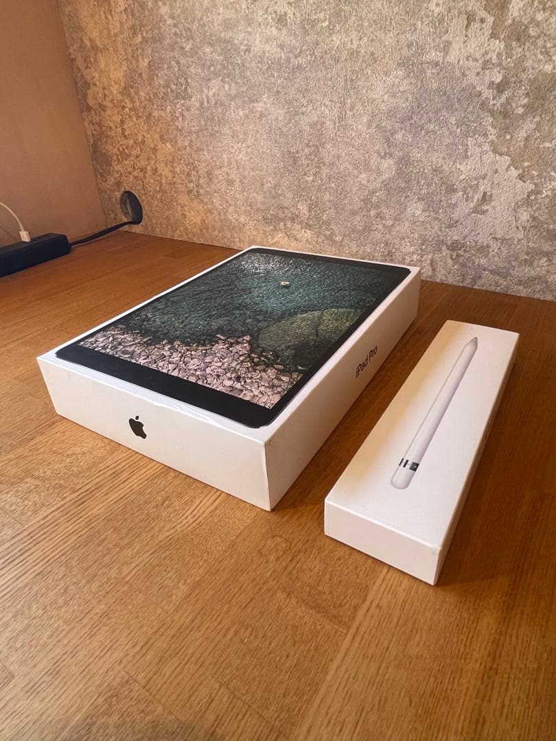 iPad Pro 10.5インチ 64GB／ Apple Pencil 第１世代
