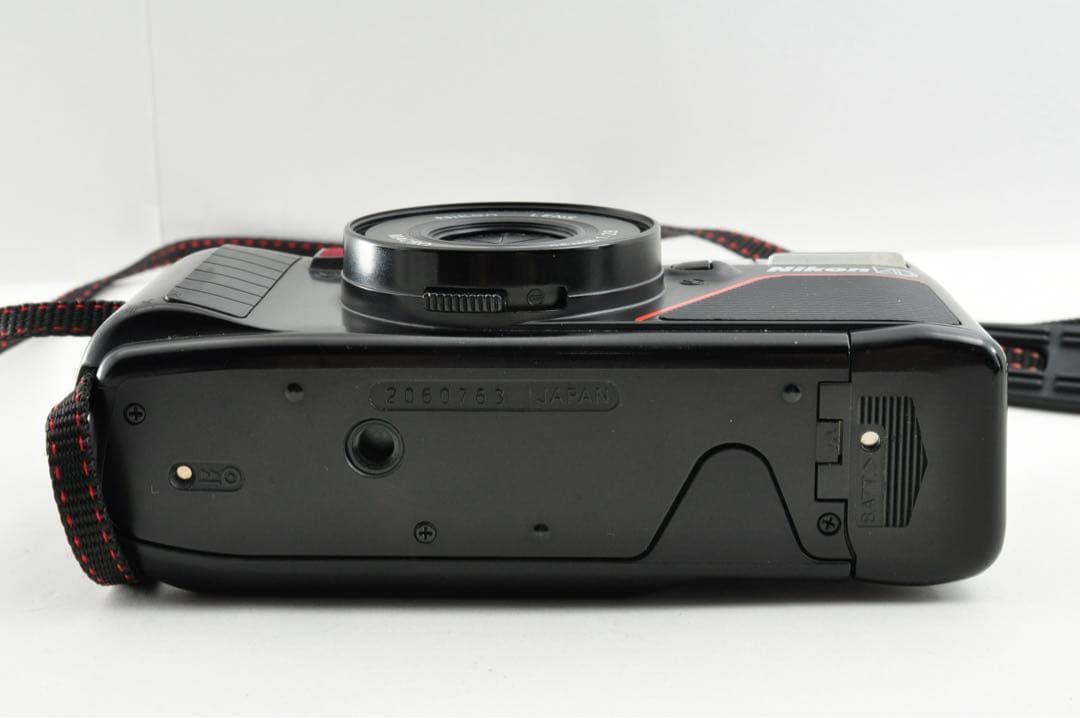 美品⭐︎動作確認済　Nikon ニコン L35AD3 フィルムカメラ