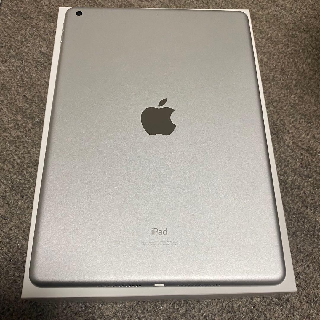 iPad 第9世代 / 64GB / Wi-Fiモデル シルバー