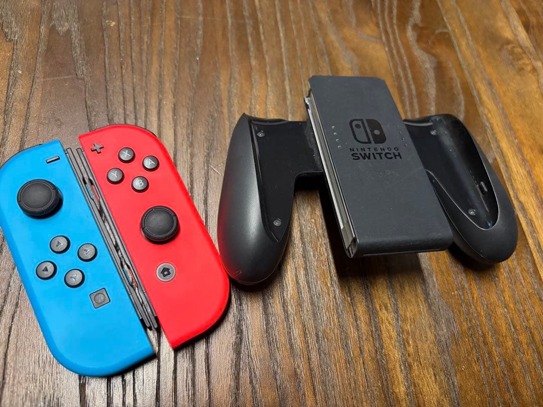 動作確認済　Nintendo Switch 本体 プロテクター付