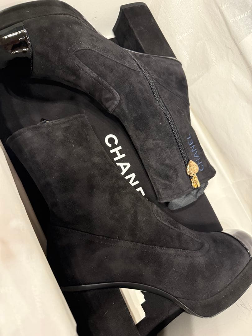 【CHANEL】ココマークスエードブーツ