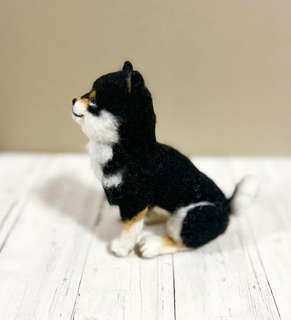 柴犬　羊毛フェルト　黒柴　ハンドメイド