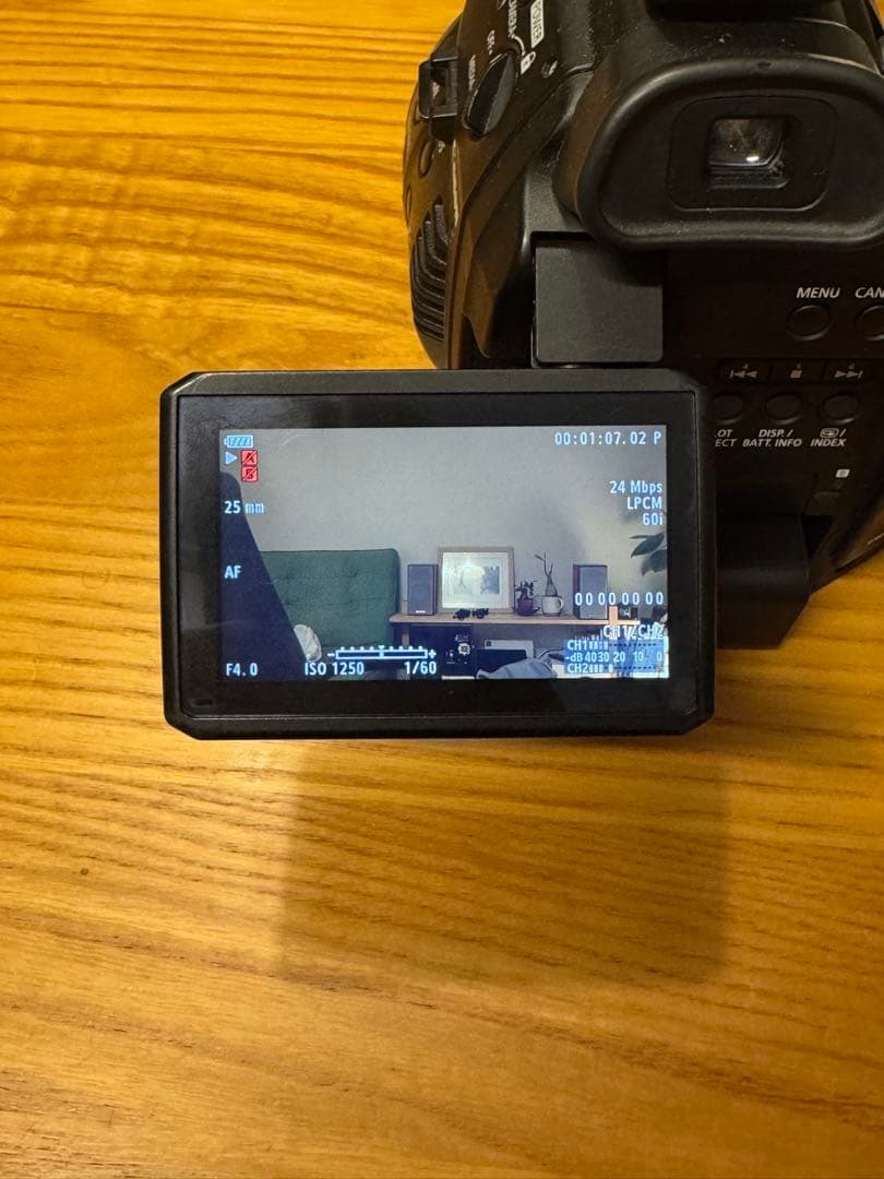 Canon EOS C100 業務用ビデオカメラ本体