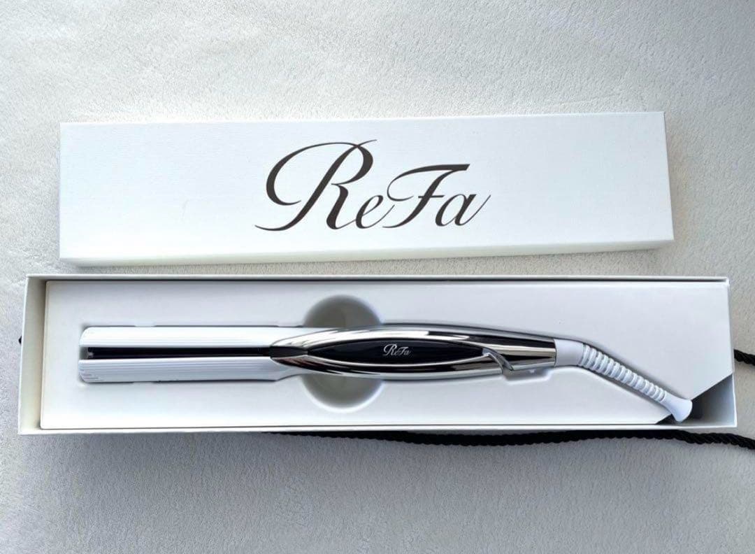 美品　ReFa ストレートヘアアイロンプロ　 ホワイト・シルバー