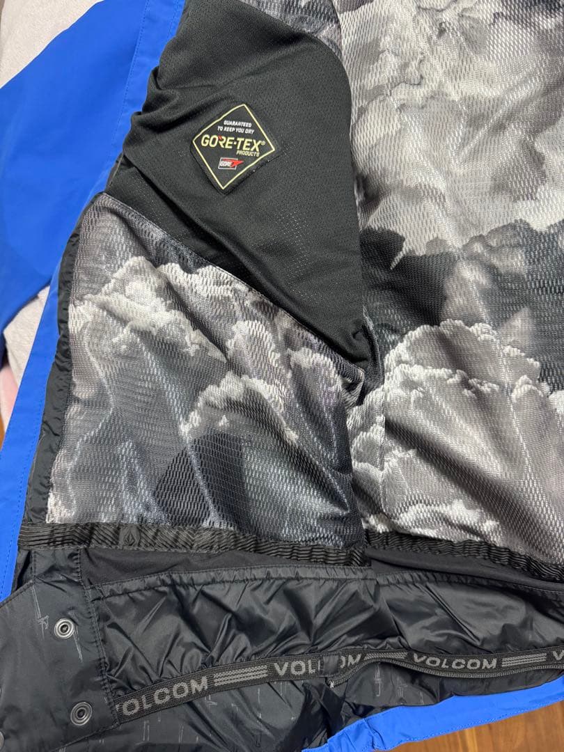 Volcom スノーボードウェア
