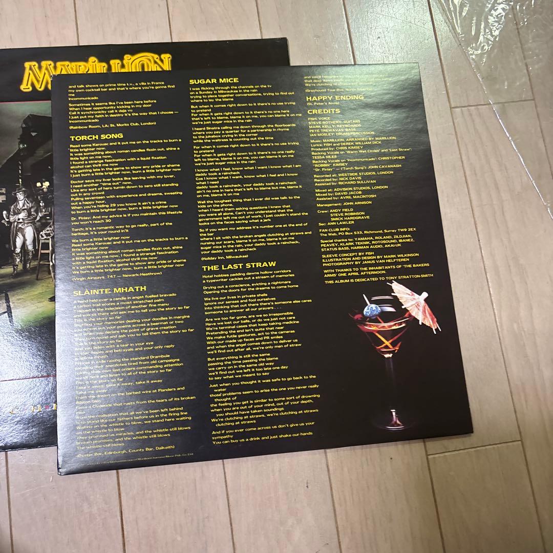 MARILLION CLUTCHING AT STRAWS レコード