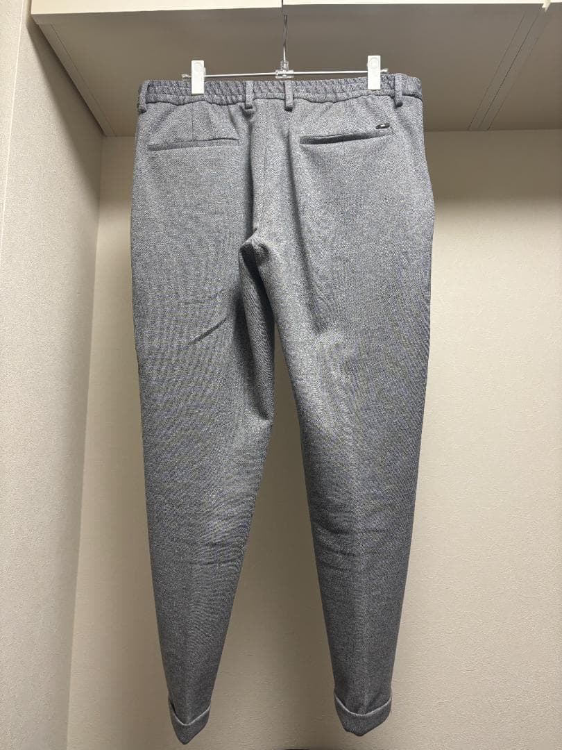 ZARA　4WAYストレッチ　スーツ　グレー
