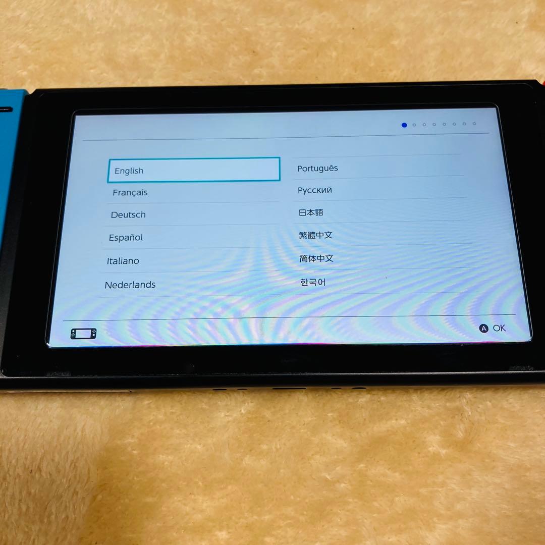 Nintendo Switch 本体 赤と青のJoy-Con