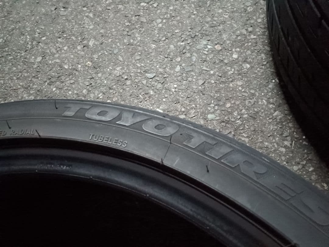 しん245/35R21 2本 2022年製造 5分山　トーヨー