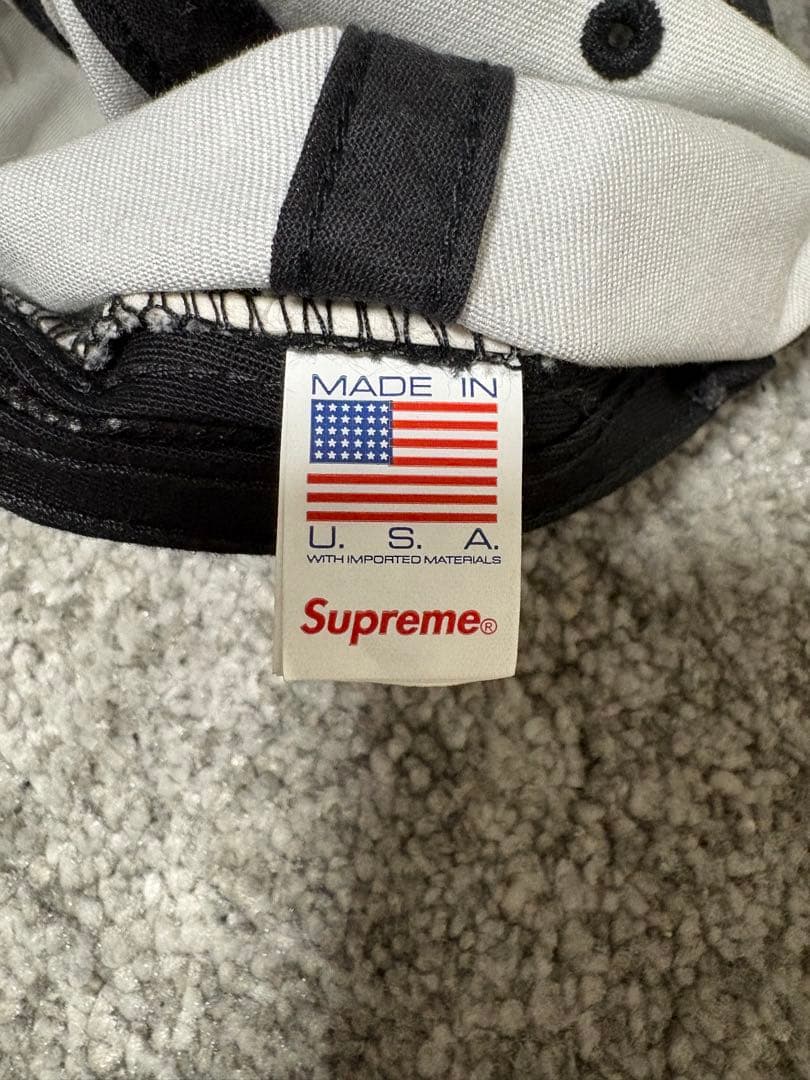 SUPREME Sロゴキャップ 黒