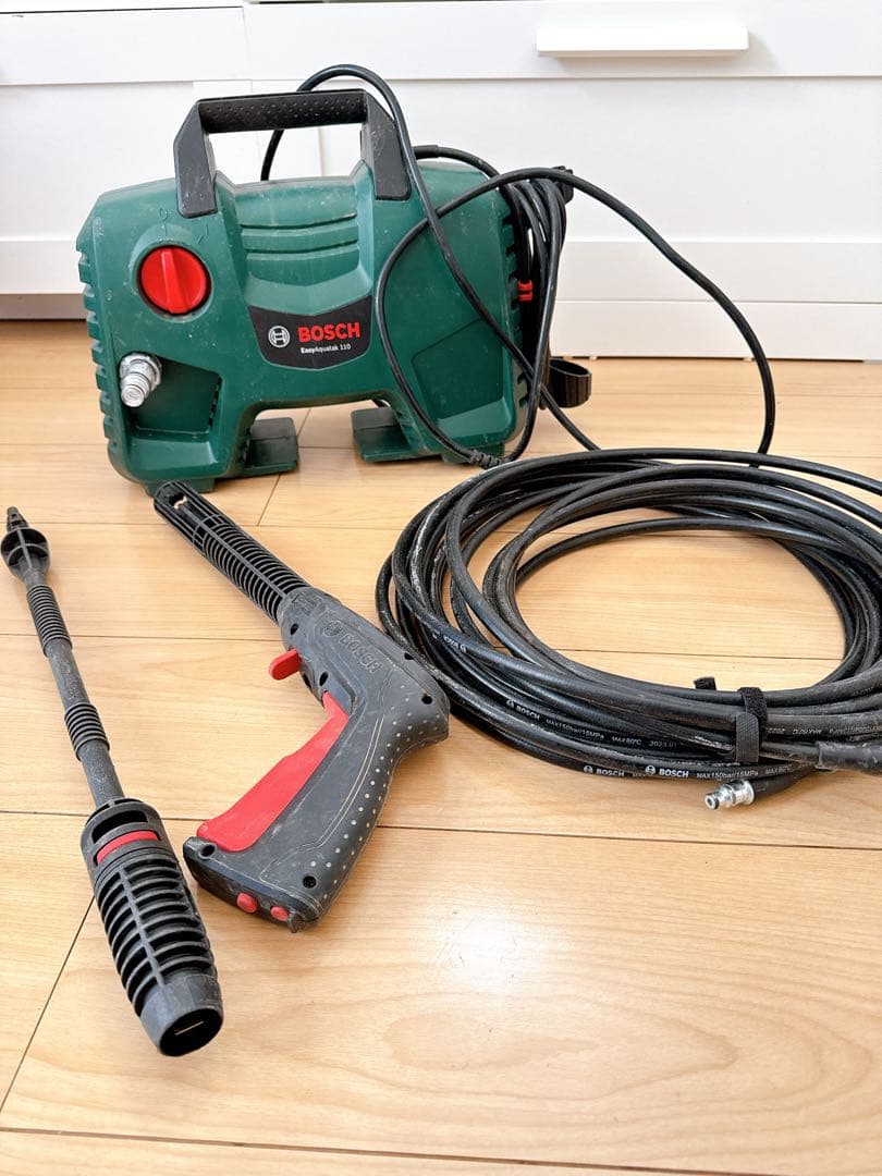 ボッシュBOSCHの高圧洗浄機 EasyAquatak 110 EA110