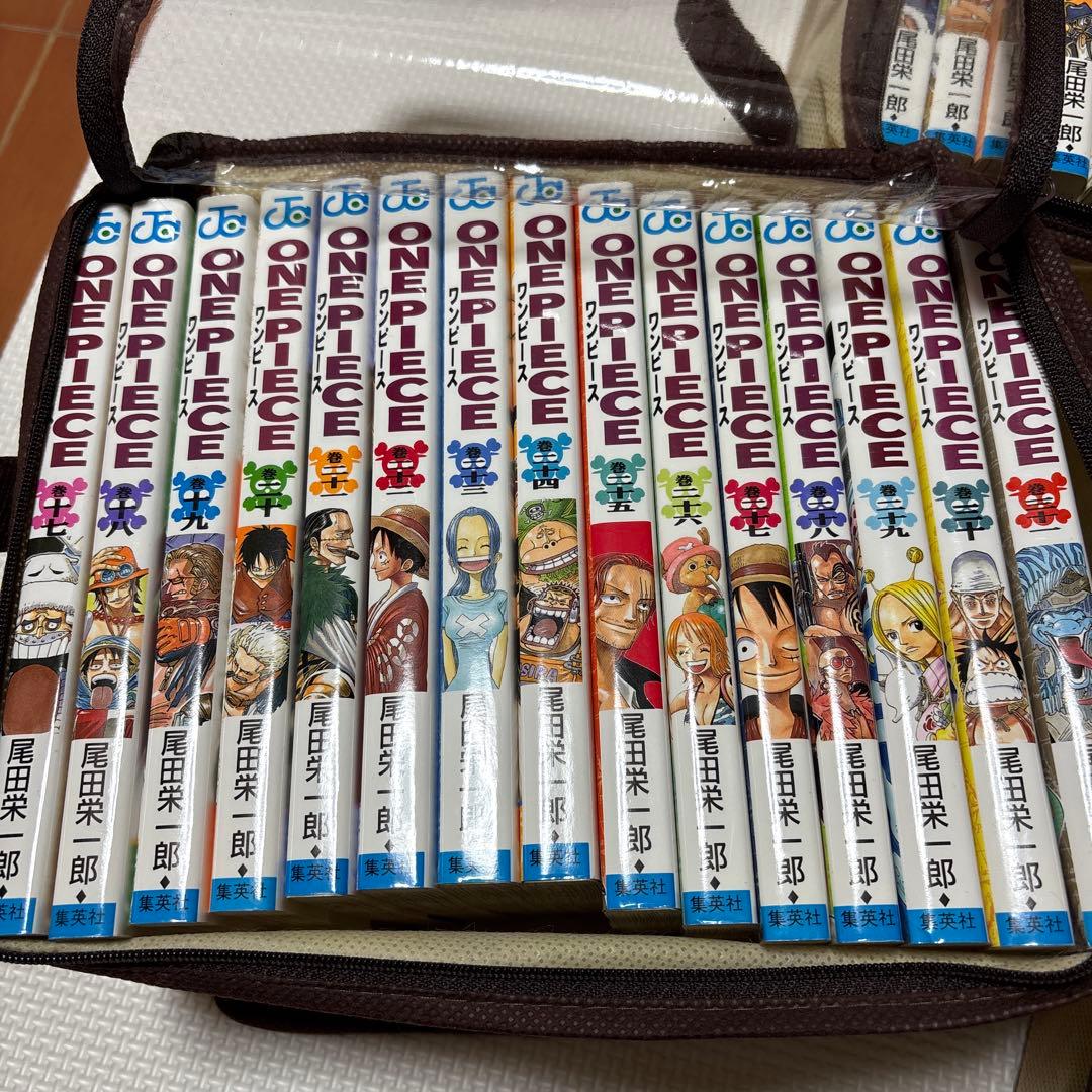 ONE PIECE 漫画セット 収納ケース付き