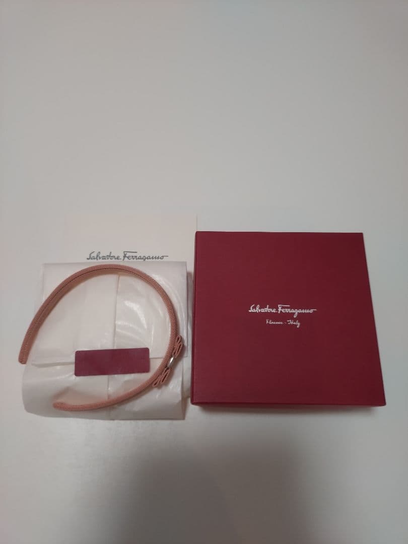 Salvatore Ferragamo ヘアバンド ピンク