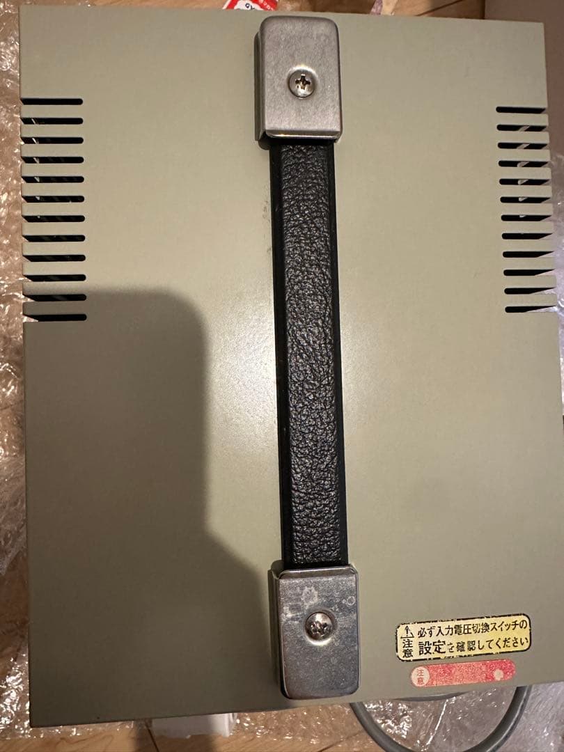日章変圧器MTE-2200 2200W AC220〜240V⇄100V