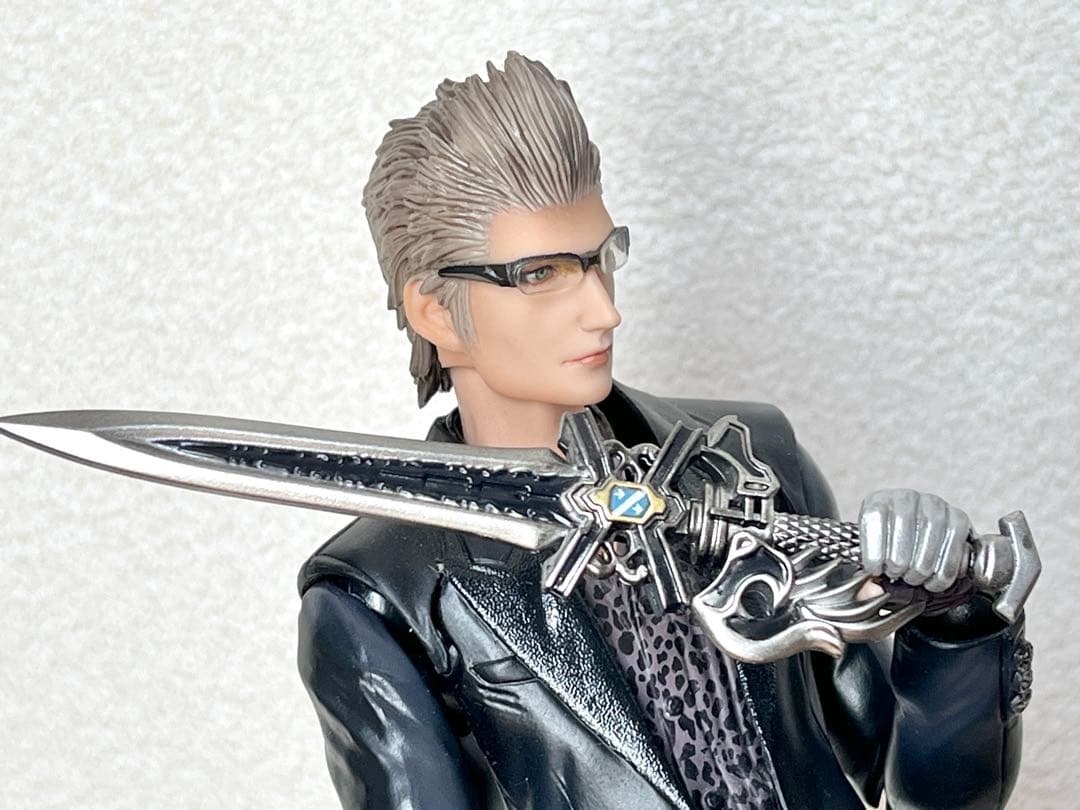 FF15 プレイアーツ改　イグニス
