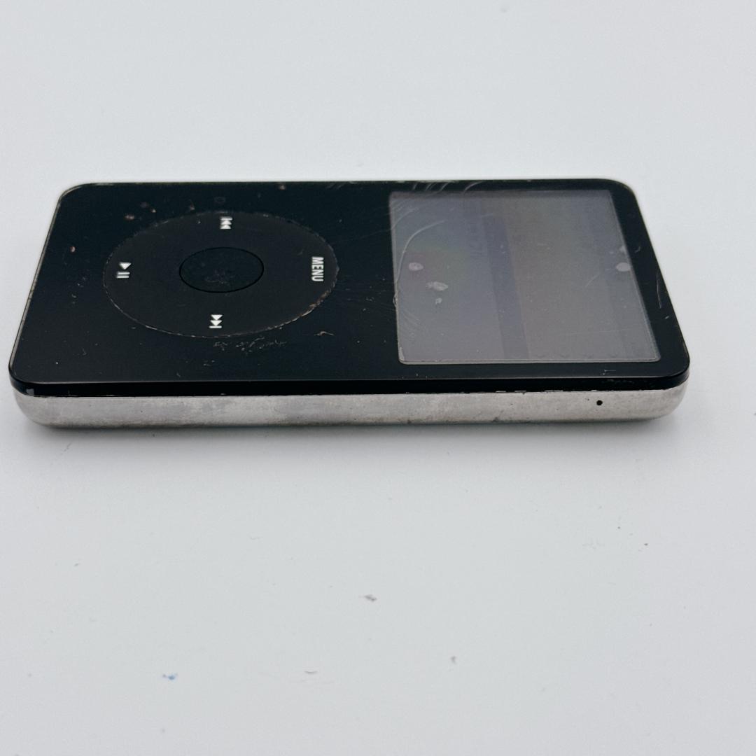 ポータブルプレーヤー Apple iPod classic 30GB MA446J