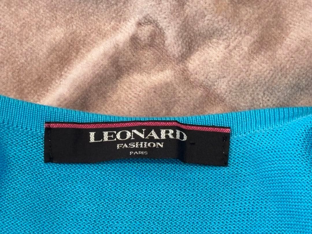 LEONARD レオナール カーディガン前身頃裏地付き花柄 刺繍 ブルー極美品