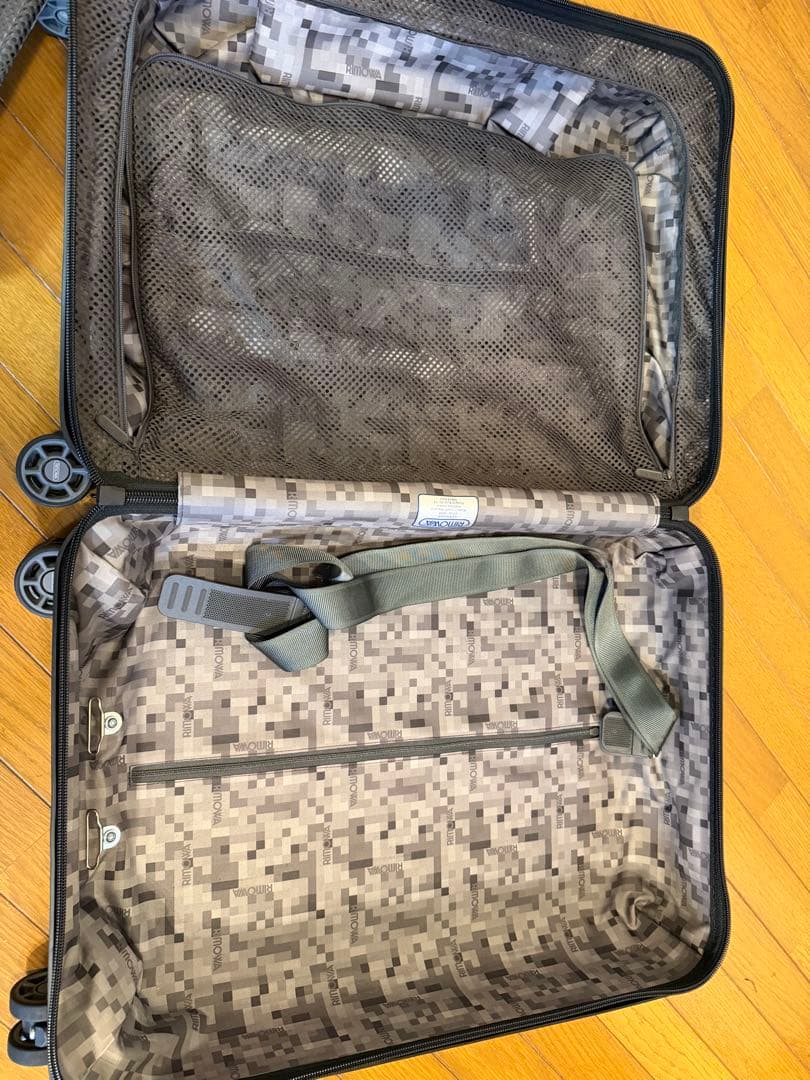RIMOWA SALSA 32L マットブラック　美品