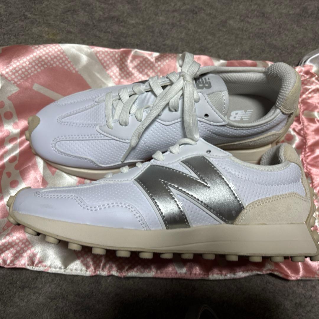 new balance golfレディース ゴルフシューズ 白 未使用 23cm