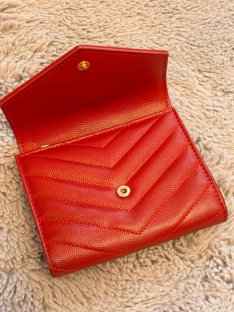 YSL イブサンローラン　レッド　三つ折り財布