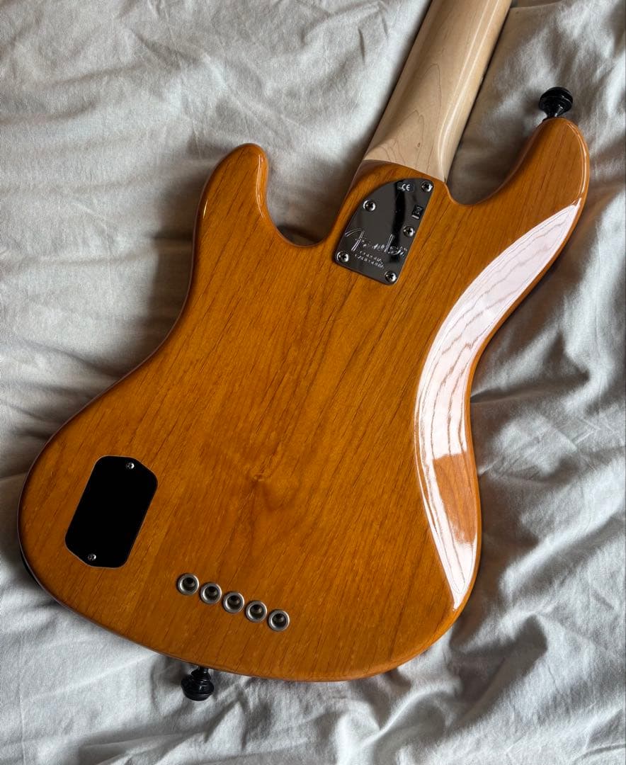 ス*読様 Fender American Deluxe Jazz Bass V