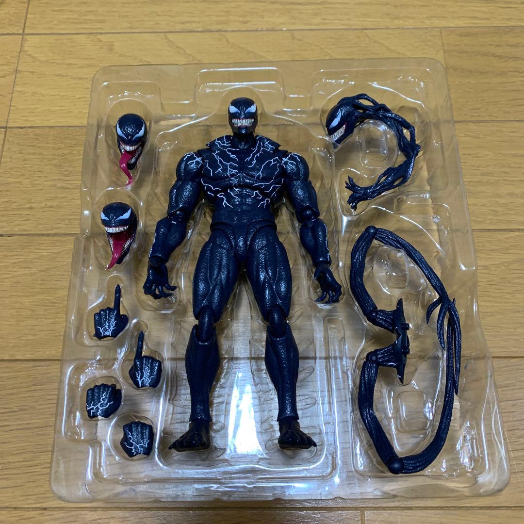 【最終値下げ】S.H.Figuarts ヴェノム　レッド・ゼア・ビー・カーネイジ
